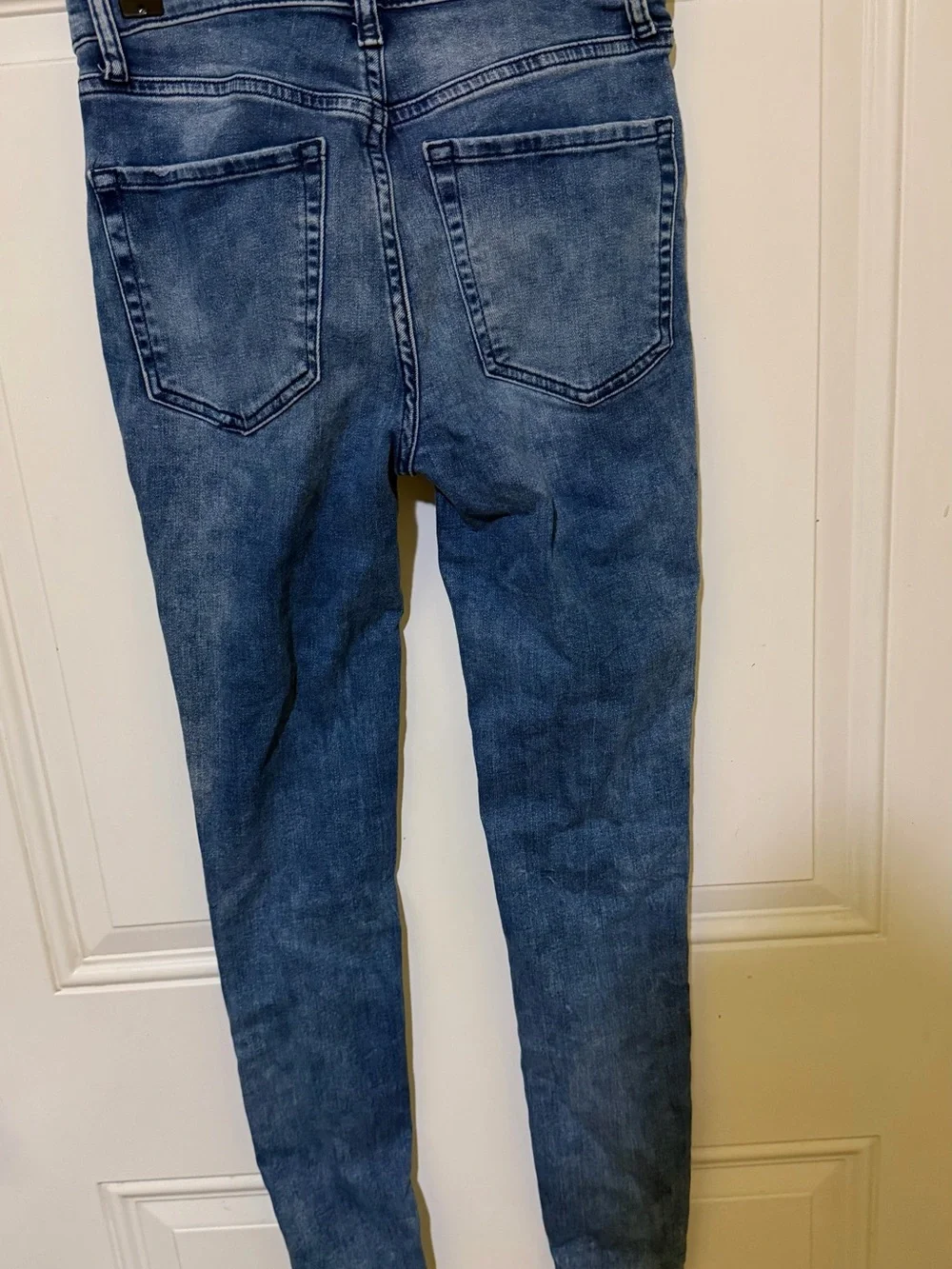 FreePeople Distressed Blue Skinny Jeans